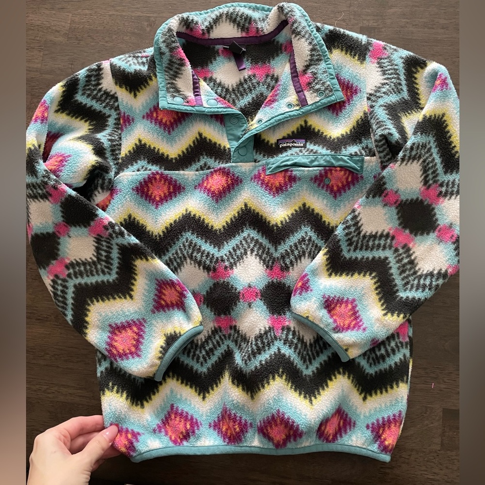 Patagonia Girls Medium Synchilla Fleece Sweater